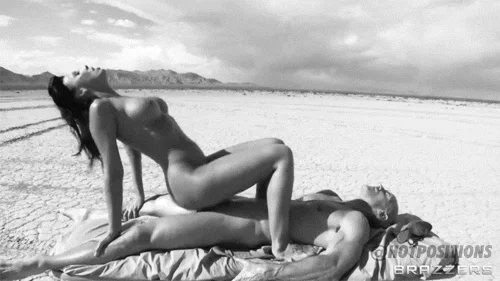 Gif163 asian cowgirl
