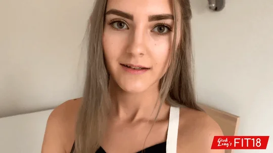 Eva elfie   i audition a tattoo free model with all natural breasts