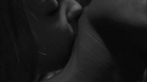 Kissing passionate 16
